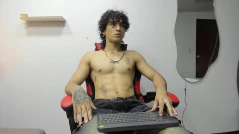 Jackes Taylor online show from 10/23/25, 05:07