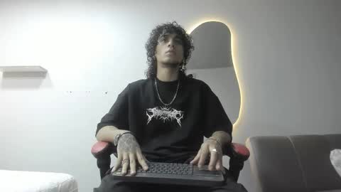 Jackes Taylor online show from 02/02/26, 06:12