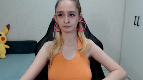 Snapshot of jackie__morgan chatting on 02/16/25, 03:04 jackie__morgan online show from 02/16/25, 03:04