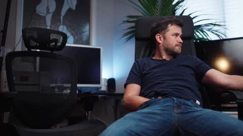 Snapshot of jackoffdude85 chatting on 12/15/24, 10:58 Colten Carter online show from 12/15/24, 10:58