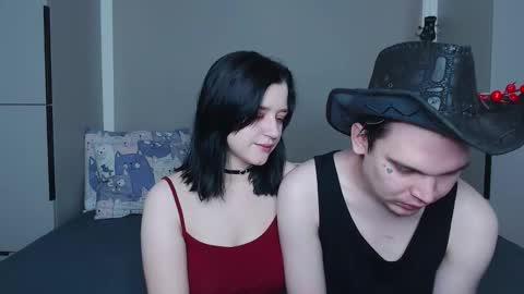 Snapshot of jackoffjillss chatting on 10/04/25, 06:17 JackOffJillss online show from 10/04/25, 06:17