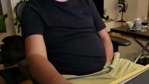 Snapshot of jackson7in2016 chatting on 10/25/25, 10:59 jackson7in2016 online show from 10/25/25, 10:59