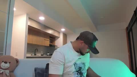 Jackson Wayne online show from 11/17/25, 12:49