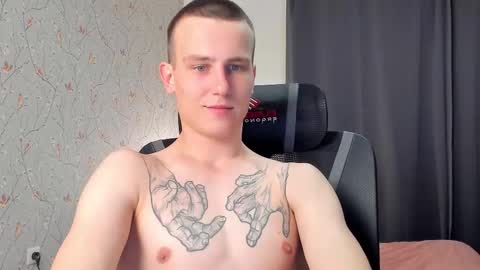 Nikolay online show from 10/24/25, 08:16