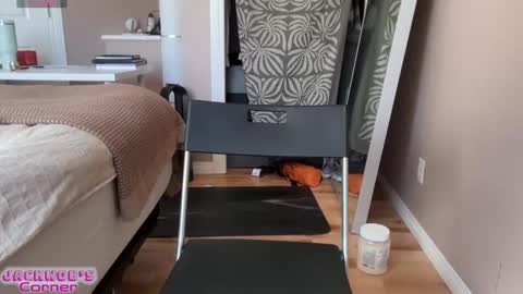 Jack online show from 09/26/25, 05:06