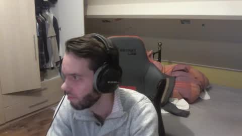 Snapshot of jackynee chatting on 12/06/24, 09:13 Jack online show from 12/06/24, 09:13