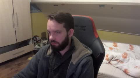 Snapshot of jackynee chatting on 11/24/25, 04:18 Jack online show from 11/24/25, 04:18