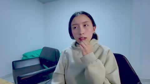 jackyrosee2323 online show from 11/24/25, 11:48