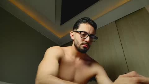 jacob__adams online show from 04/05/26, 01:14