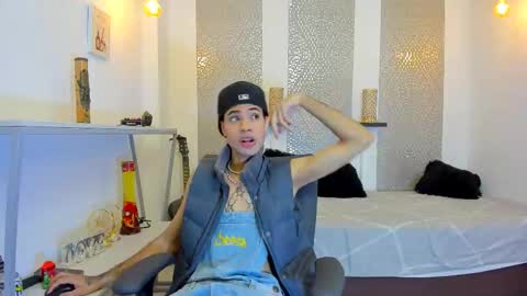 jacob_blackwell online show from 11/10/25, 07:57