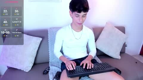 Snapshot of jacob_colliins chatting on 05/29/26, 03:04 jacob_colliins online show from 05/29/26, 03:04