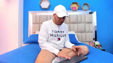 jacob_garcia_ online show from 10/15/25, 07:14