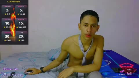 Snapshot of jacob_wolf_xxx chatting on 04/21/26, 02:04 jacob online show from 04/21/26, 02:04