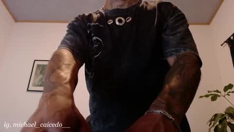 Michael Caicedo online show from 09/16/25, 03:29