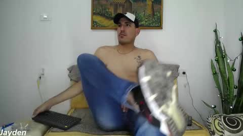 Jacob And Jayden online show from 01/05/26, 06:33