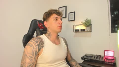 jacobb116 online show from 12/03/24, 02:36