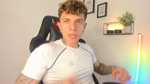 jacobb116 online show from 12/12/24, 01:53