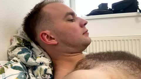 Snapshot of jacobhairyvip chatting on 06/10/26, 02:27 jacobhairyvip online show from 06/10/26, 02:27