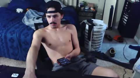 Snapshot of jacobraulsten01 chatting on 03/26/26, 01:01 jacobraulsten01 online show from 03/26/26, 01:01