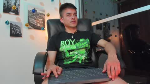 Snapshot of jacobstones_ chatting on 12/05/24, 03:26 JACOB STONES online show from 12/05/24, 03:26