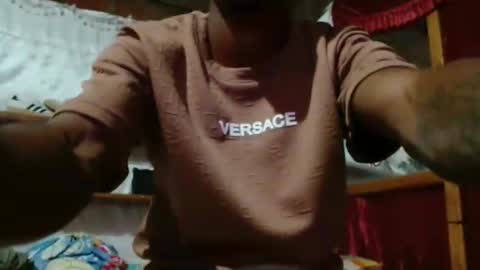 My loves Collaborate with me with my content for sale it helps me a lot online show from 11/19/25, 11:27