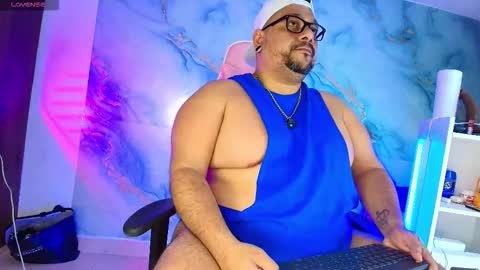Snapshot of jacoob_woods chatting on 03/08/26, 08:18 daddy sir master bear online show from 03/08/26, 08:18