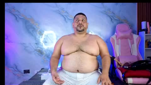 Snapshot of jacoob_woods chatting on 04/18/26, 02:59 daddy sir master bear online show from 04/18/26, 02:59