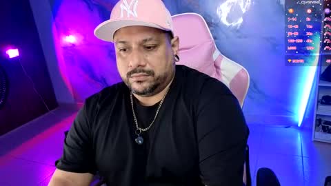 Snapshot of jacoob_woods chatting on 04/21/26, 02:51 daddy sir master bear online show from 04/21/26, 02:51