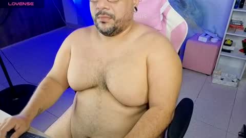 Snapshot of jacoob_woods chatting on 07/11/26, 10:07 daddy sir master bear online show from 07/11/26, 10:07
