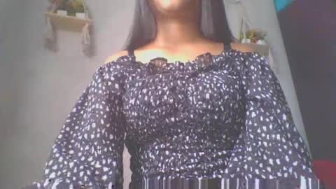 jacqueline_fernandez online show from 03/08/25, 06:21