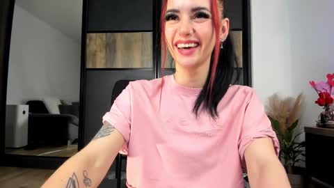 Jacqueline online show from 02/05/26, 03:11