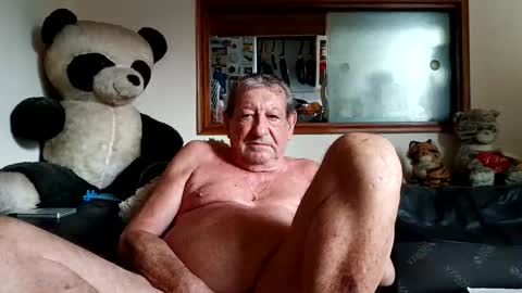 Snapshot of jacques_de_france chatting on 05/28/26, 04:59 Jacques online show from 05/28/26, 04:59