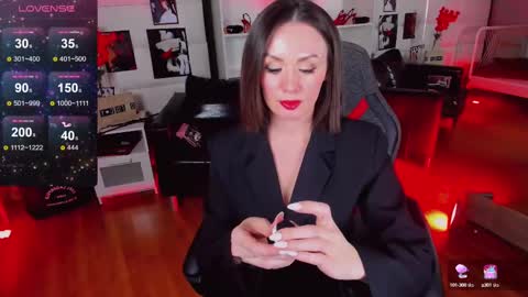 Snapshot of jacquikim chatting on 02/14/25, 04:04 jacqui online show from 02/14/25, 04:04