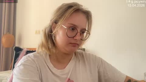 jacywinslat online show from 04/15/26, 09:16