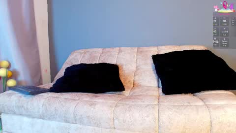  Jade Brunete  online show from 09/10/25, 08:20