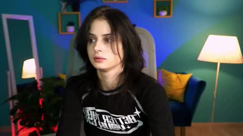 jade_castle online show from 11/25/25, 04:56