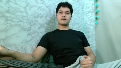 jade_halo online show from 05/01/26, 12:26