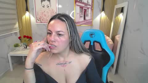 Jade  online show from 09/20/25, 03:51