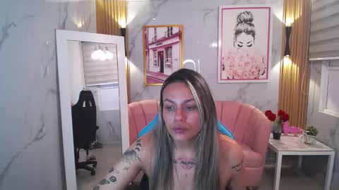 Jade  online show from 10/19/25, 03:40