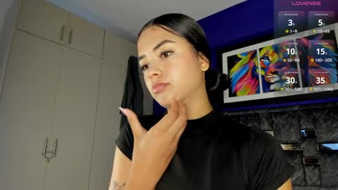 jade_lovv online show from 06/09/26, 12:17