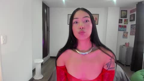 Jade  independent model online show from 10/25/25, 11:51