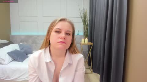 Jade online show from 02/01/25, 01:12