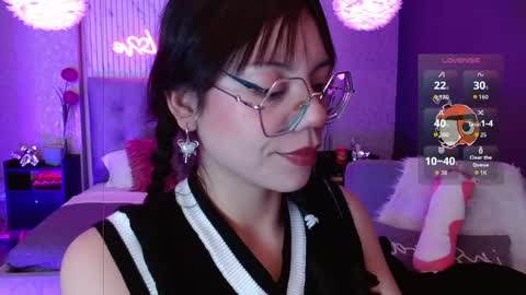 Snapshot of jade_storm_ chatting on 04/20/26, 08:43 JADE online show from 04/20/26, 08:43