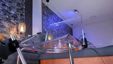 jade swet online show from 05/13/26, 09:17