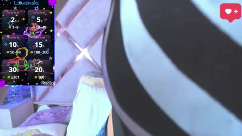 jade white  online show from 03/14/26, 02:11