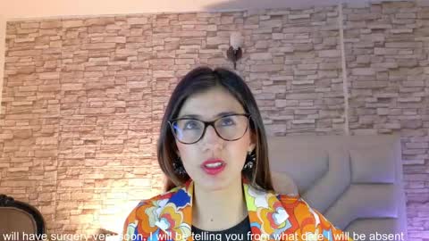 jade white  online show from 05/15/26, 04:03