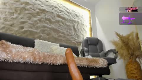 jadee__ online show from 02/19/25, 06:33