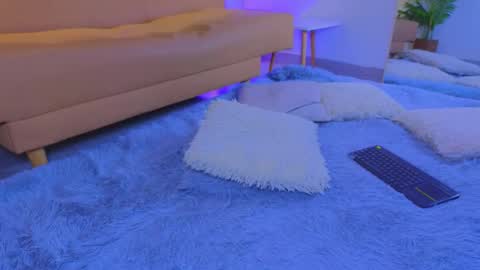 jadee__ online show from 10/15/25, 01:06