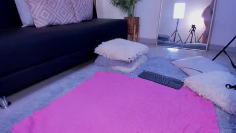 jadee__ online show from 03/21/26, 03:11