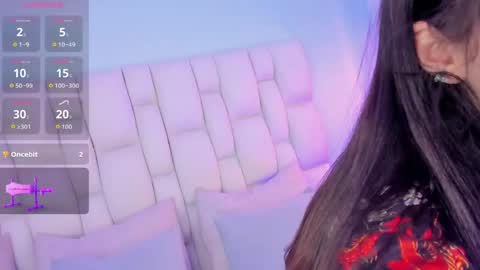 Jade Red  online show from 05/31/26, 10:22